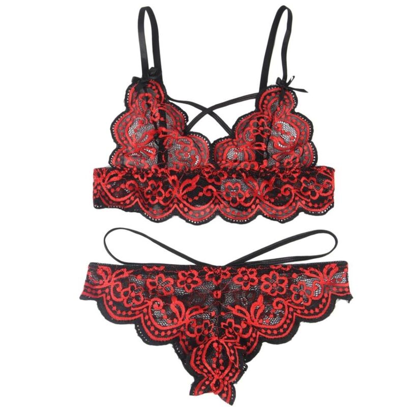 CONJUNTO DE DUAS PEÇAS: TOP DE RENDA E CALCINHA